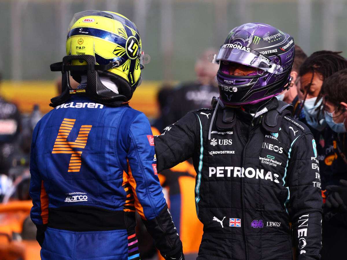 Foto zur News: Formel-1-Boss überrascht: Lewis Hamilton nicht beliebtester Fahrer