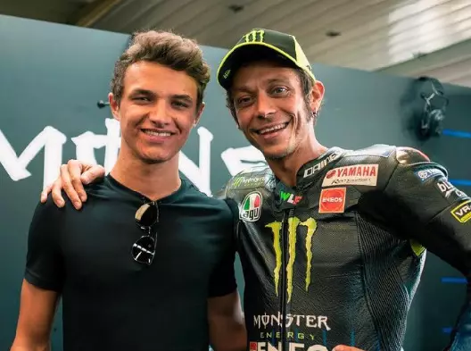 Foto zur News: Norris: Mit Valentino Rossi über gemeinsame Rennaktivität gesprochen