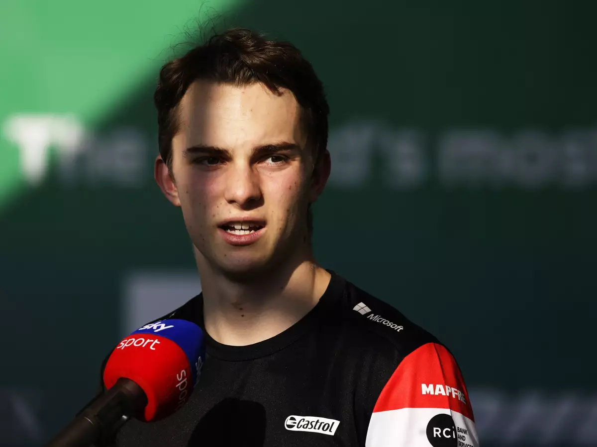 Oscar Piastri Foto zur News: Oscar Piastri: 2022 "voll und ganz" auf Rolle als Alpine-Reservist fokussiert