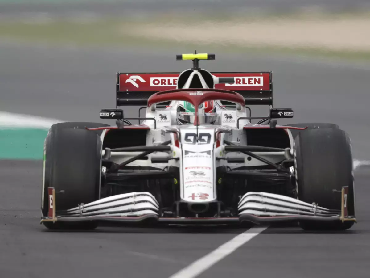 Antonio Giovinazzi Foto zur News: Giovinazzi reagiert auf Vasseurs Kritik: Ich war und bleibe professionell
