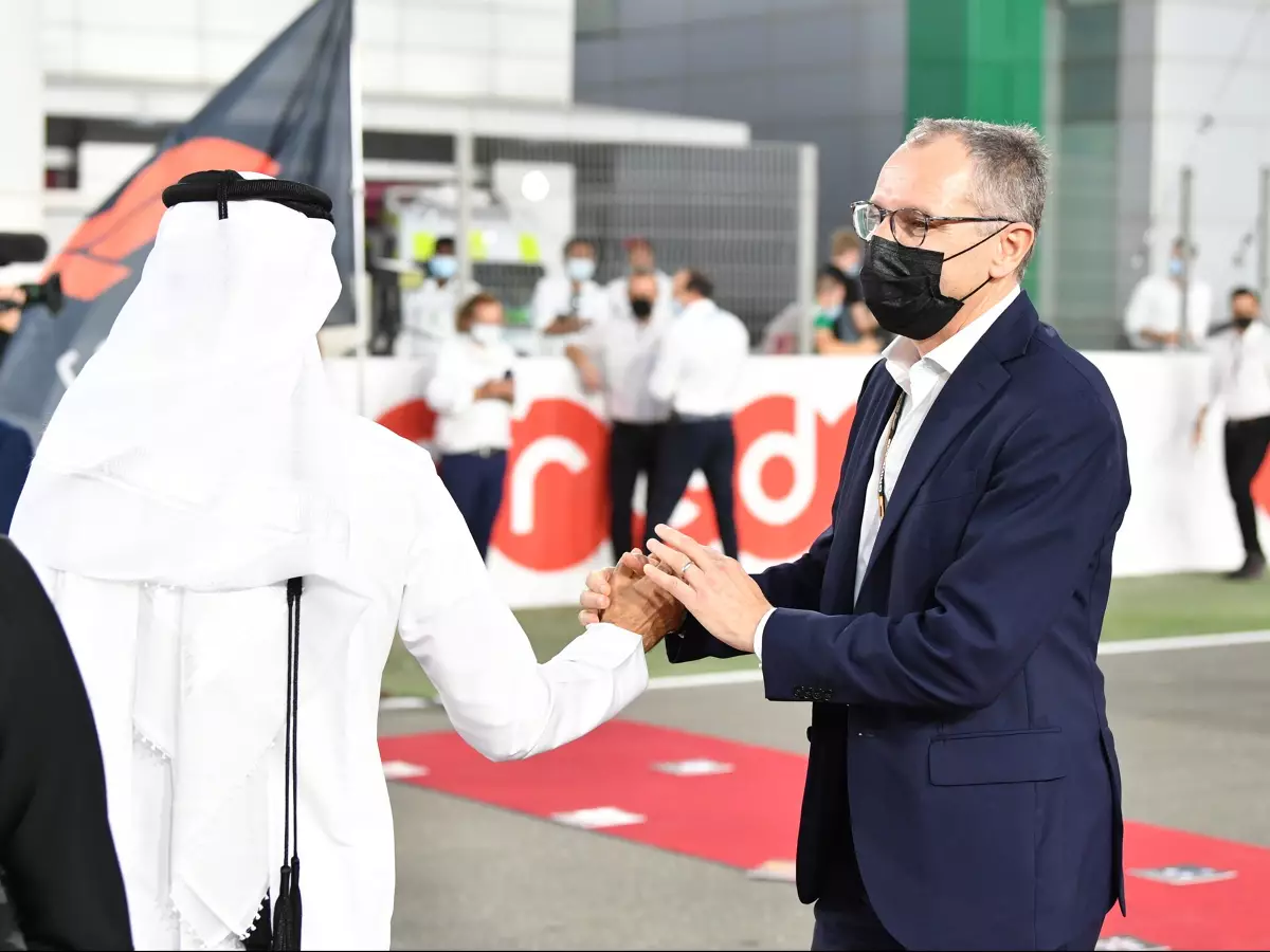 Stefano Domenicali Foto zur News: Formel-1-CEO: Vier Rennen im Nahen Osten sind genug!
