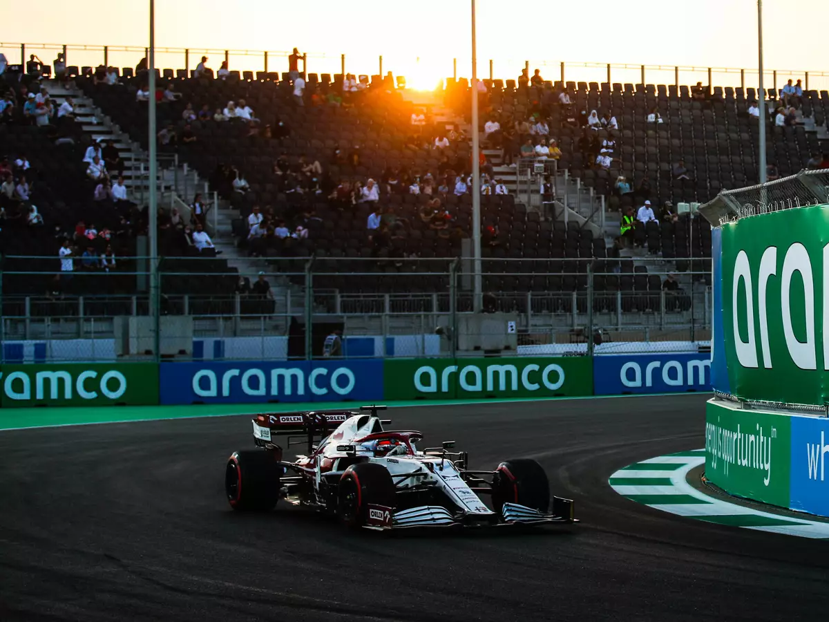 Foto zur News: Kimi Räikkönen verliert Quali-Duell in Dschidda: "Letzte Kurve war nicht gut"