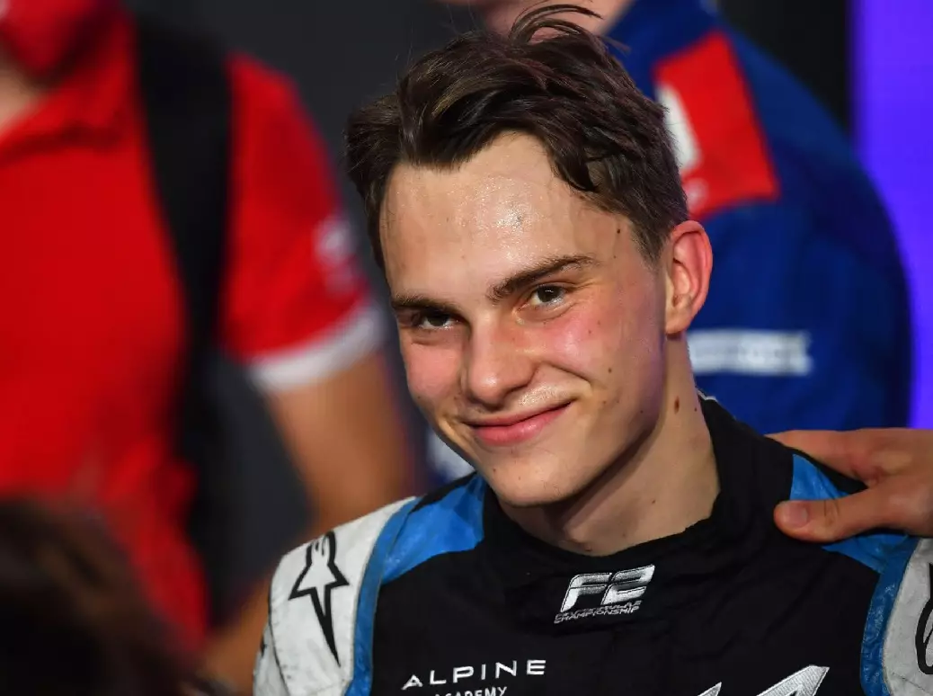 Oscar Piastri Foto zur News: Alpine bestätigt Piastri für Young-Driver-Test in Abu Dhabi