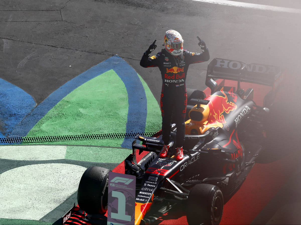 Foto zur News: Formel-1-Weltmeister Max Verstappen: Rekorde und Statistiken zur Saison 2021