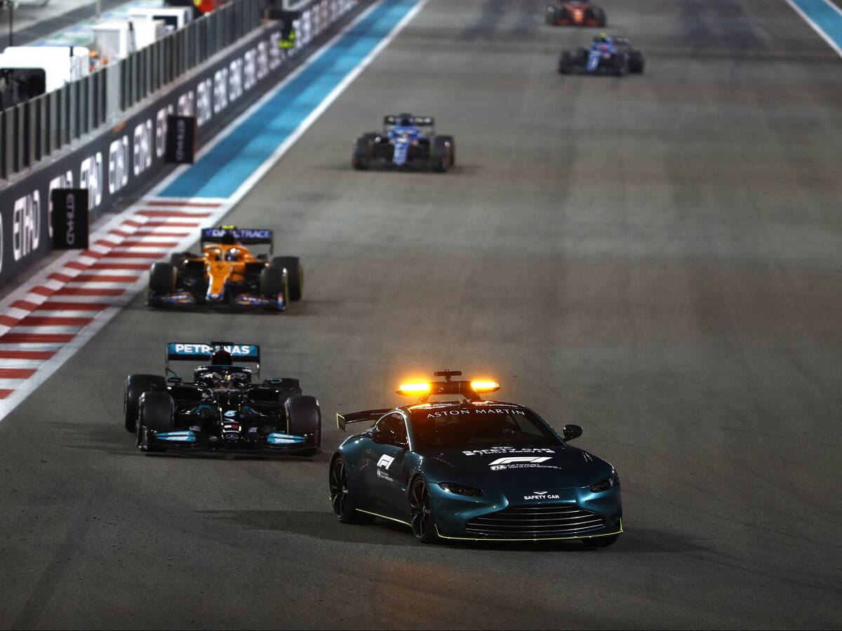 Foto zur News: Ralf Schumacher kritisiert Masi und FIA: "Verlierer des Jahres"