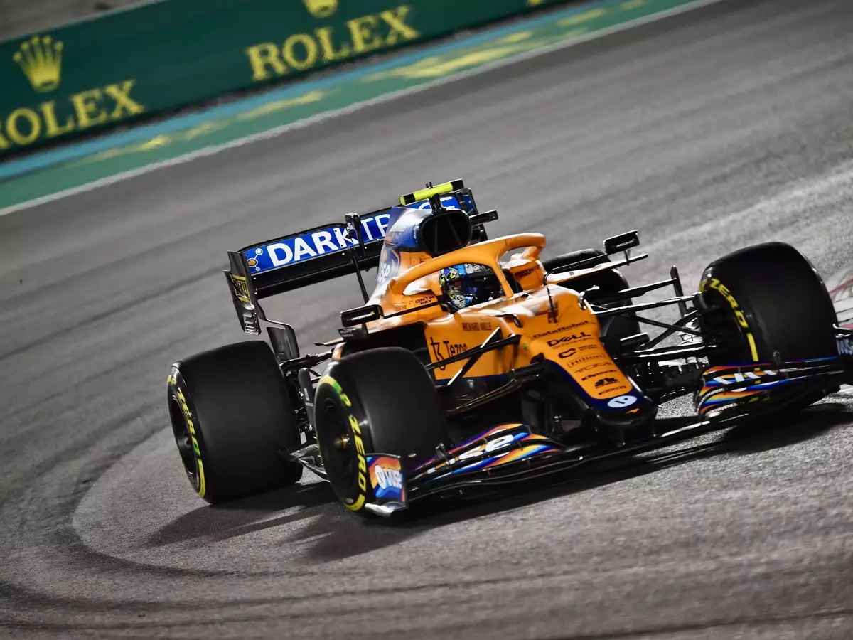 Lando Norris Foto zur News: Seidl: Warum es so wichtig war, schon 2021 auf Mercedes-Motoren zu setzen