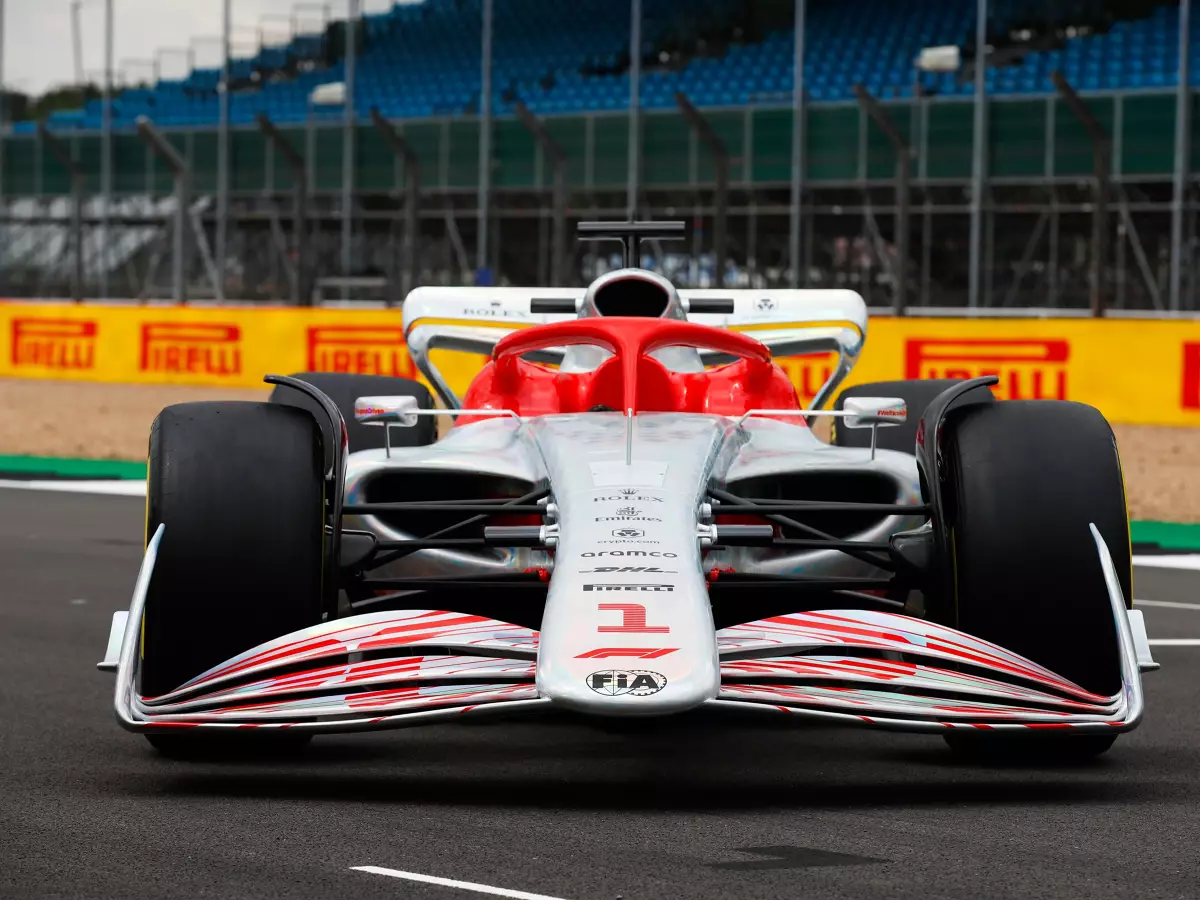 Formel-1-Prototyp 2022 Foto zur News: F1-Tests bestätigt: Was die Termine in Barcelona und Bahrain unterscheidet
