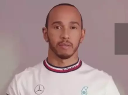 Foto zur News: Rücktrittsgerüchte: Lewis Hamilton meldet sich auf sozialen Medien zurück