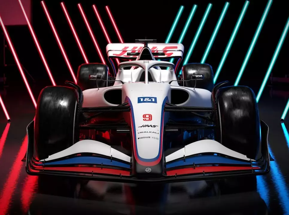 Haas-Launch: Präsentation Design VF-22 (F1 2022) Foto zur News: VF-22: Haas präsentiert Mick Schumachers Formel-1-Auto für 2022
