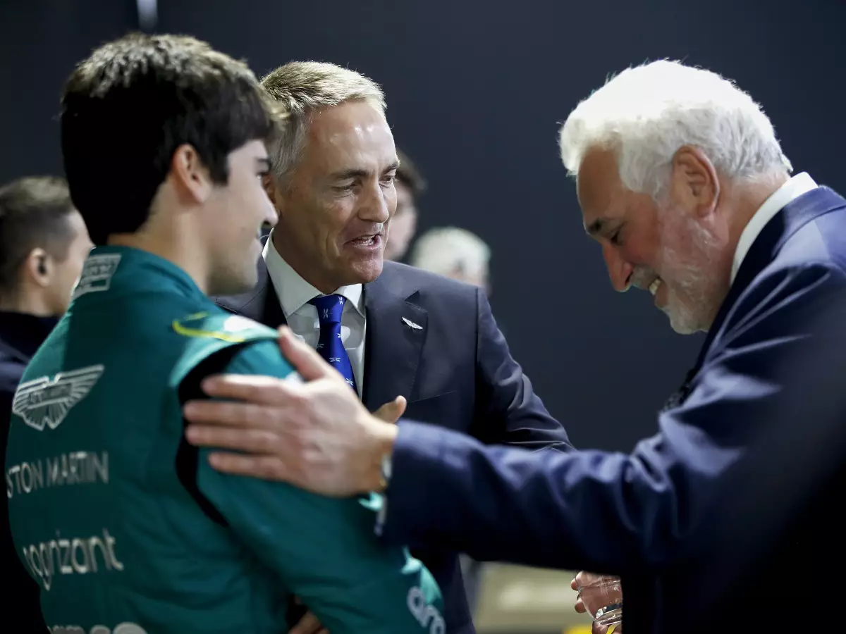 Lance Stroll, Martin Whitmarsh, Lawrence Stroll Foto zur News: Audi #AND# Aston Martin? VW-Konzern stimmt Formel-1-Einstieg zu!