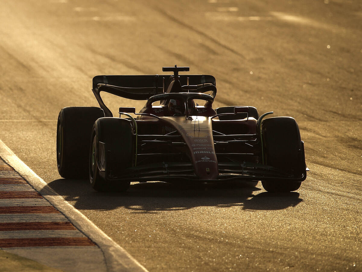 Foto zur News: "Porpoising" bei Formel-1-Testfahrten - Charles Leclerc: "Macht bisschen krank"