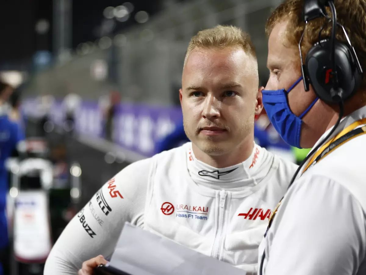 Nikita Masepin (Haas) vor dem Formel-1-Rennen in Saudi-Arabien 2021 Foto zur News: Kein Singen der Hymne: FIA präsentiert Verhaltenskodex für russische Fahrer