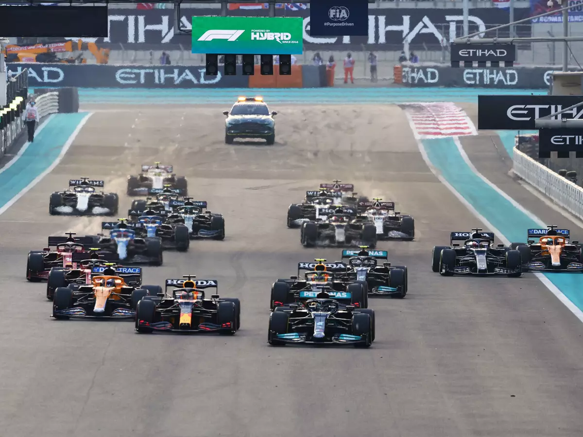 Lewis Hamilton, Max Verstappen, Lando Norris, Sergio Perez, Valtteri Bottas Foto zur News: Formel 1: Drive to Survive Staffel 4 - Veröffentlichung, Episodenliste #AND# mehr