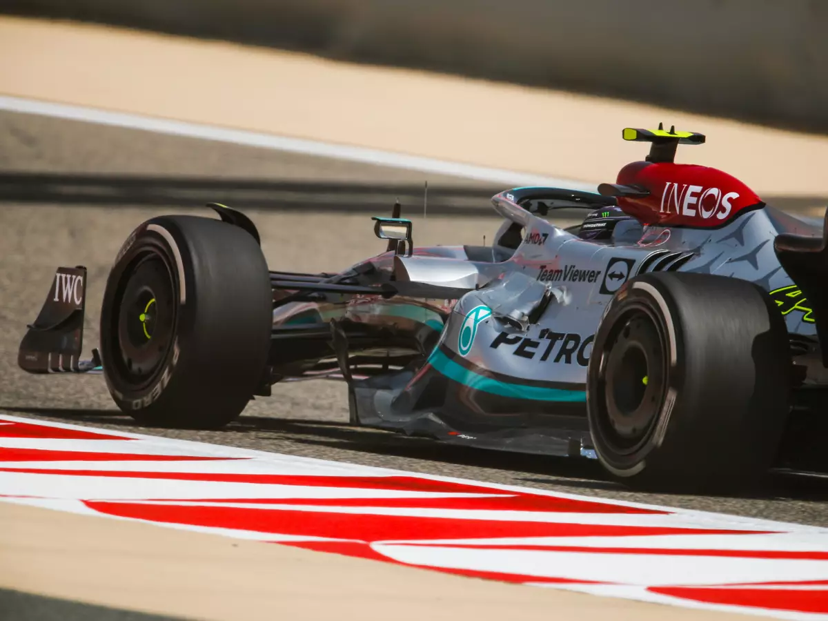 Foto zur News: Extreme Lösung beim Mercedes W13: Wo sind die Seitenkästen?