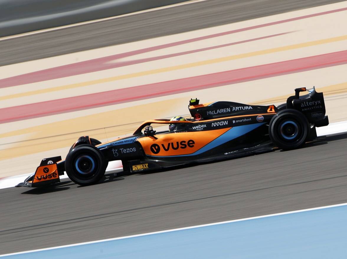 Foto zur News: Bahrain-Testfahrten: McLaren schraubt an Ästhetik, Haas zeigt neues Design
