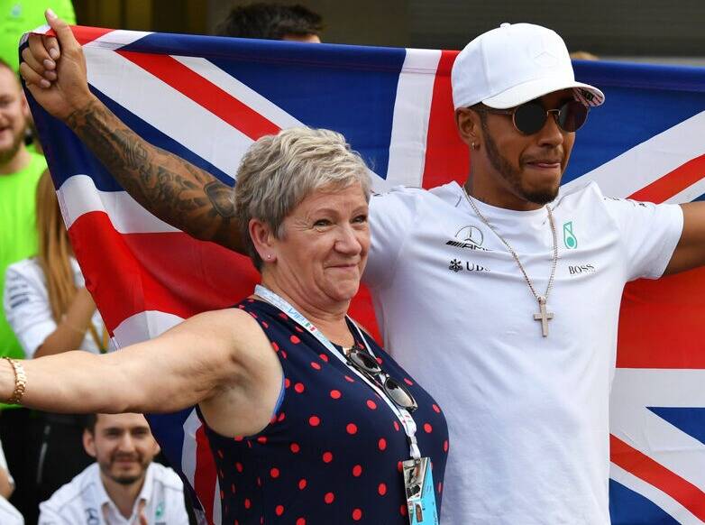 Foto zur News: Lewis Hamilton will Namen ändern - seiner Mutter zuliebe