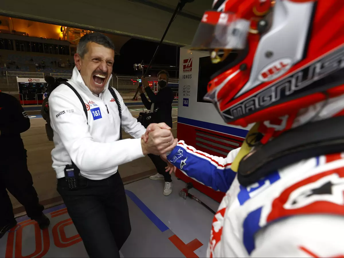Kevin Magnussen Foto zur News: Steiner: Von Haas und Magnussen wird noch mehr kommen