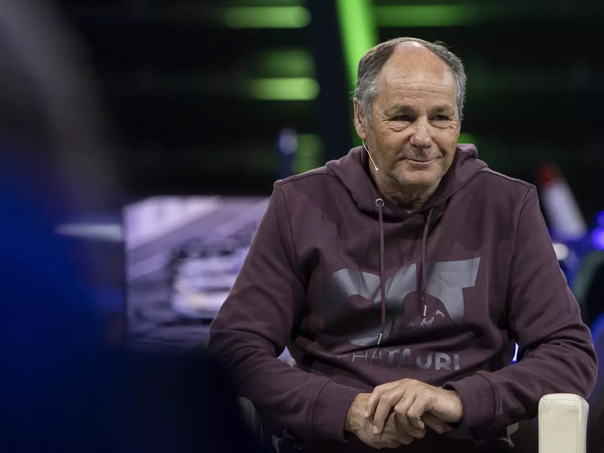 Gerhard Berger bei Sport und Talk aus dem Hangar-7 (ServusTV) am 14. März 2022 Foto zur News: Gerhard Berger: Netflix-Serie ist "sehr amerikanisch" und "sehr fake"
