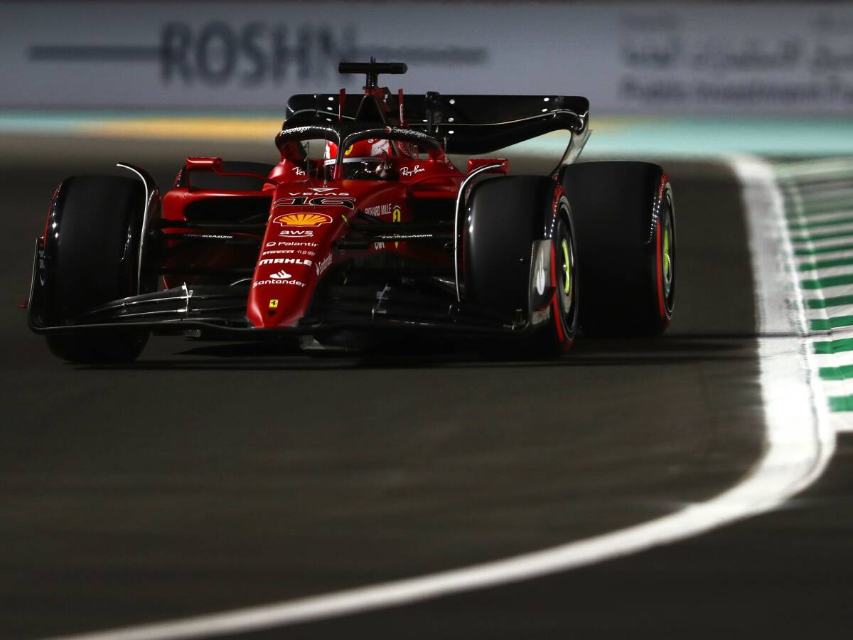 Foto zur News: F1-Training Saudi-Arabien: Leclerc Schnellster vor Verstappen