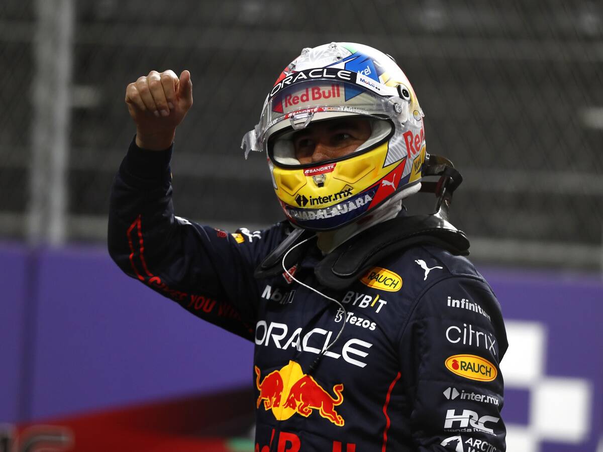 Foto zur News: F1-Qualifying Saudi-Arabien: Perez holt erste Pole seiner Karriere!