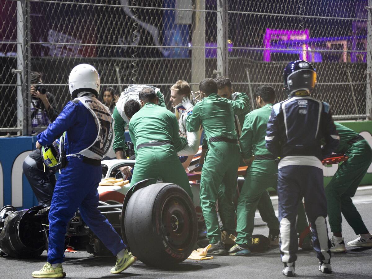 Foto zur News: Saudi-Arabien: Warum Mick Schumacher das Rennen nicht gefahren ist