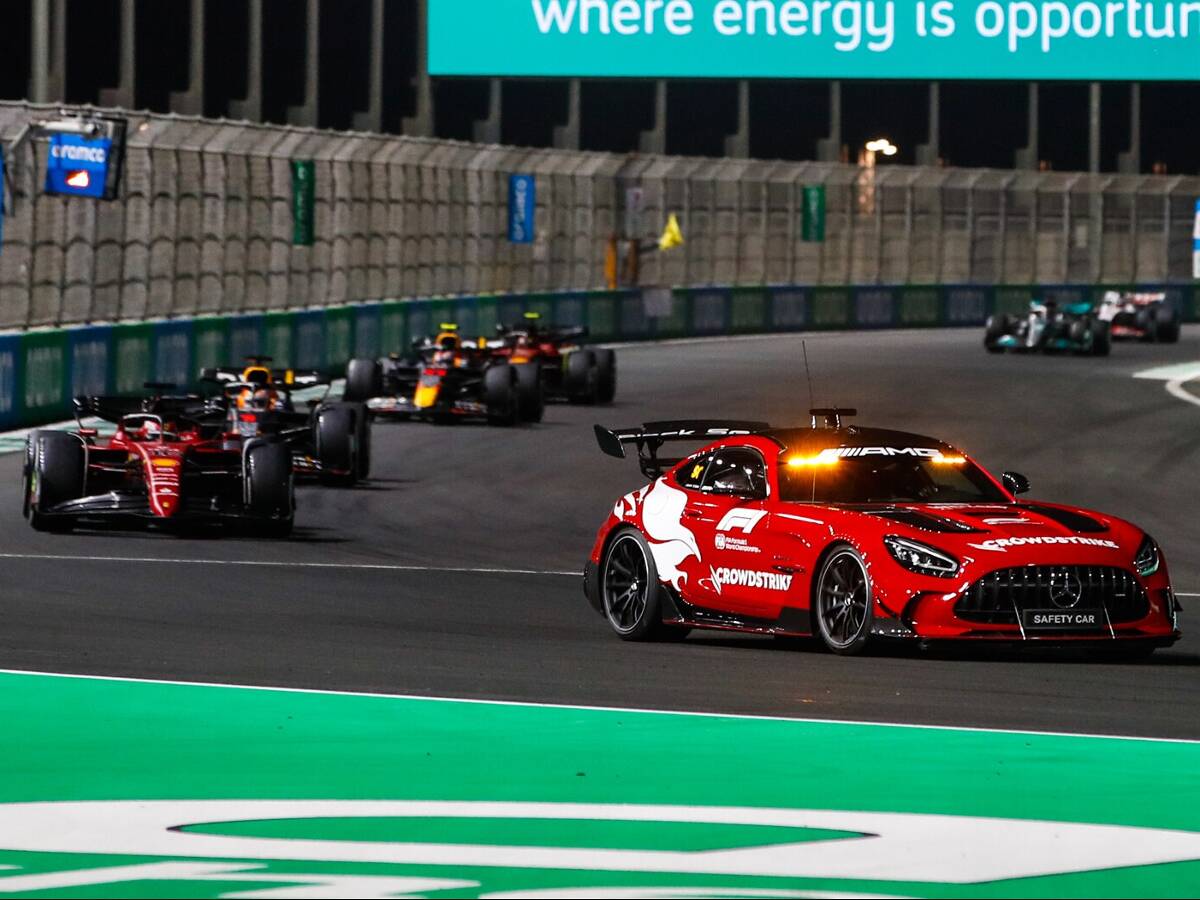 Foto zur News: Für mehr Sicherheit: FIA präzisiert Restart-Regeln in Formel 1