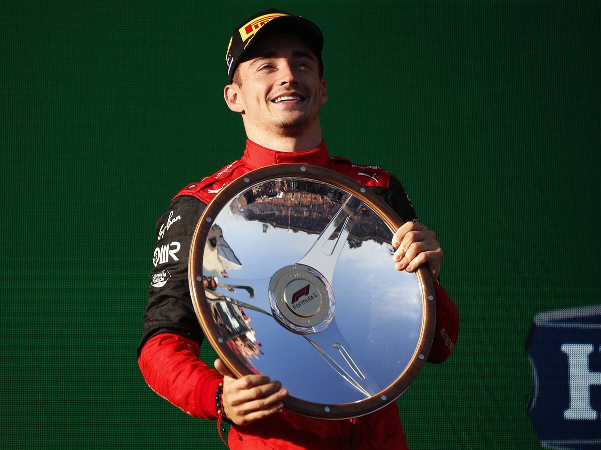 Foto zur News: F1-Rennen Melbourne: Leclerc gewinnt bei Verstappen-Pleite!
