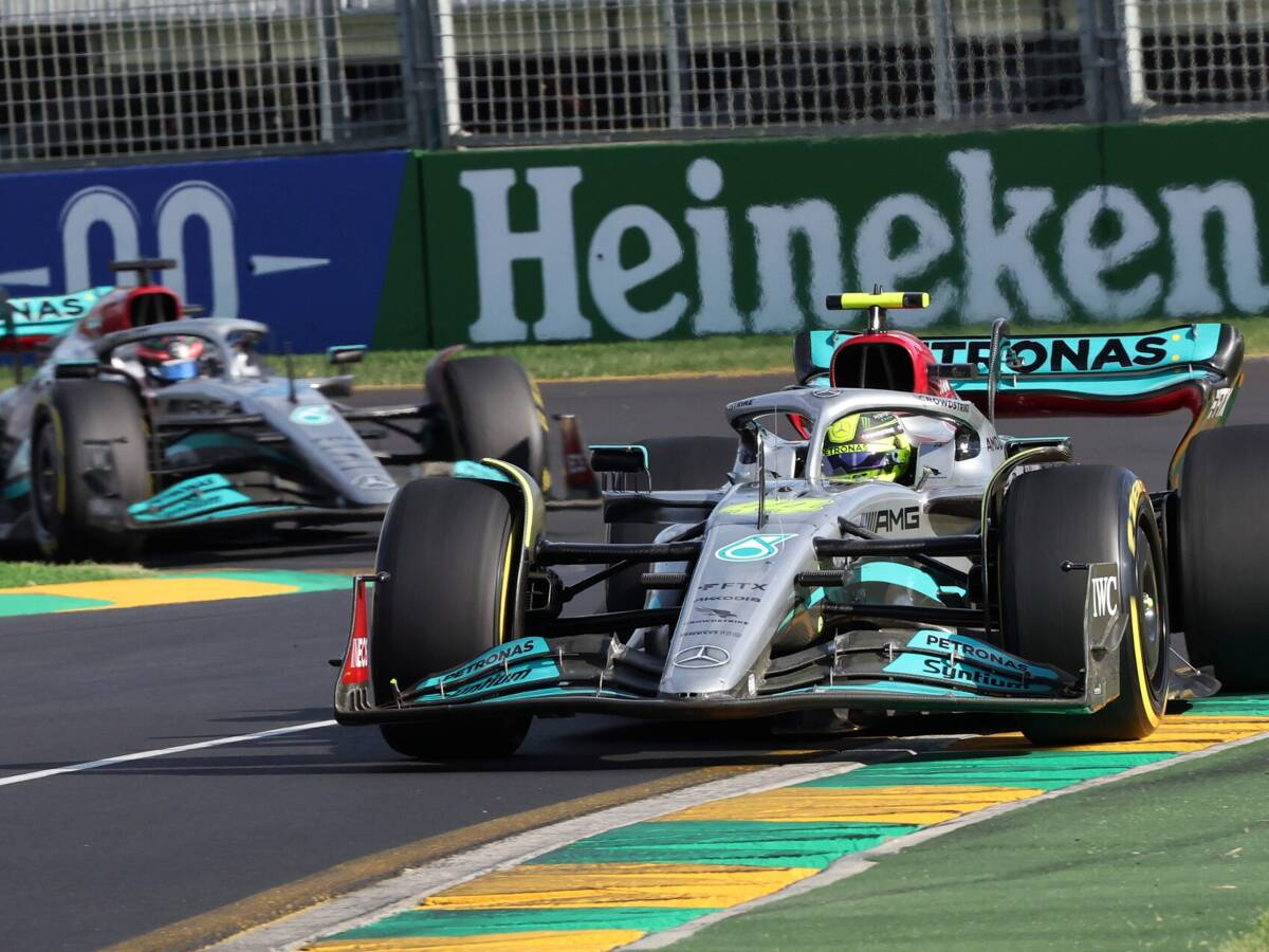 Foto zur News: Lewis Hamilton hinter Russell: Es war keine Teamorder