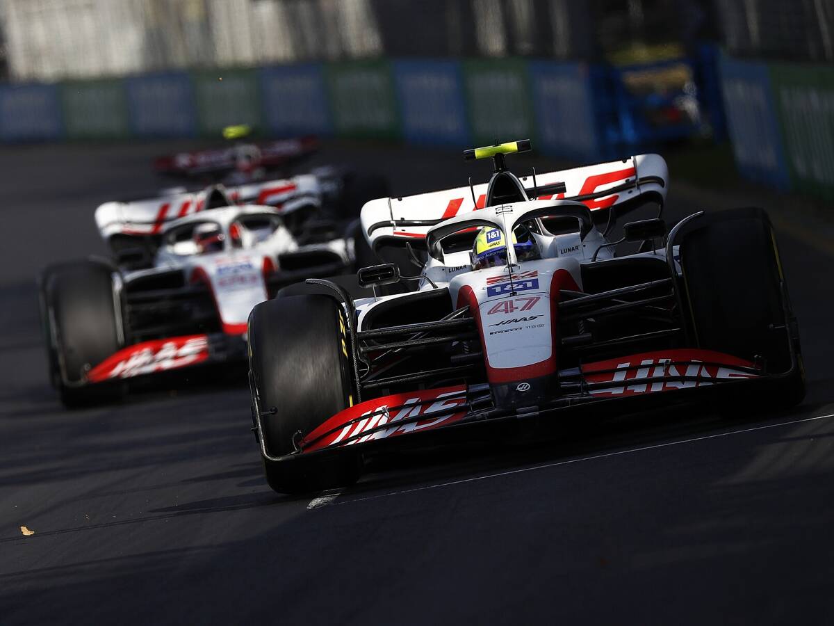 Foto zur News: Marc Surer: Sonst wird es nichts mit dem Ferrari-Cockpit für Schumacher