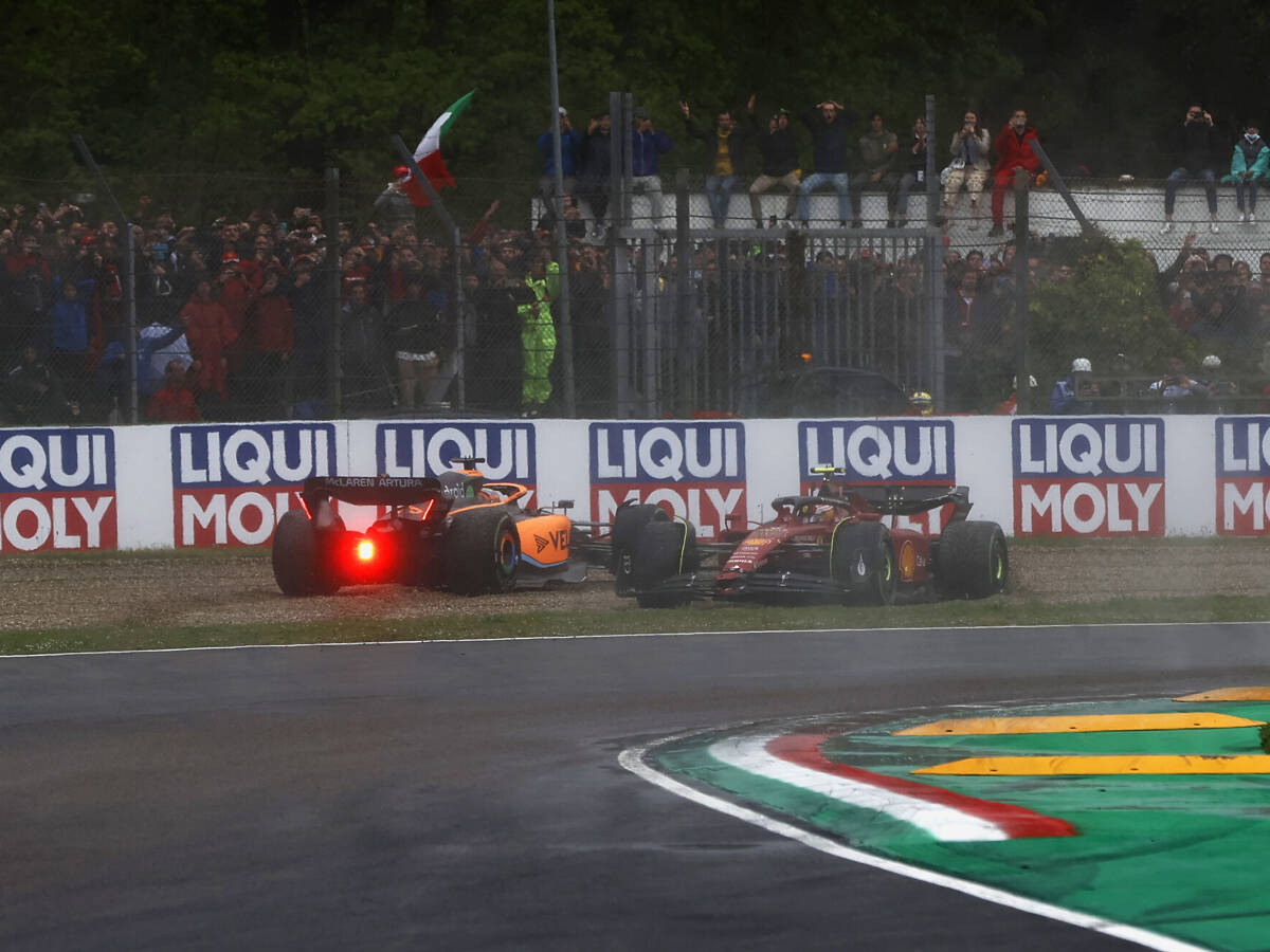 Foto zur News: Daniel Ricciardo gesteht: Unfall mit Sainz geht auf meine Kappe