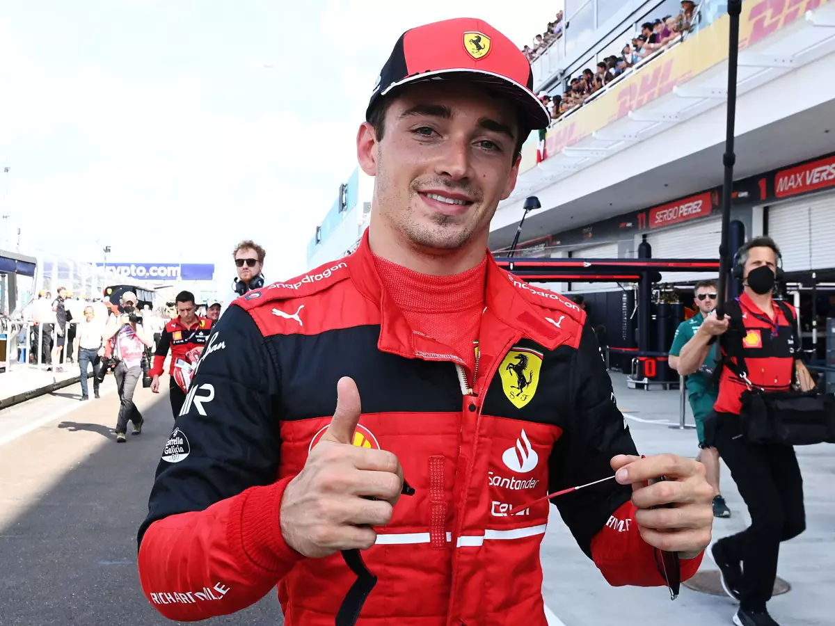 Foto zur News: Charles Leclerc nicht begeistert über Pole-Runde: "War nicht perfekt"