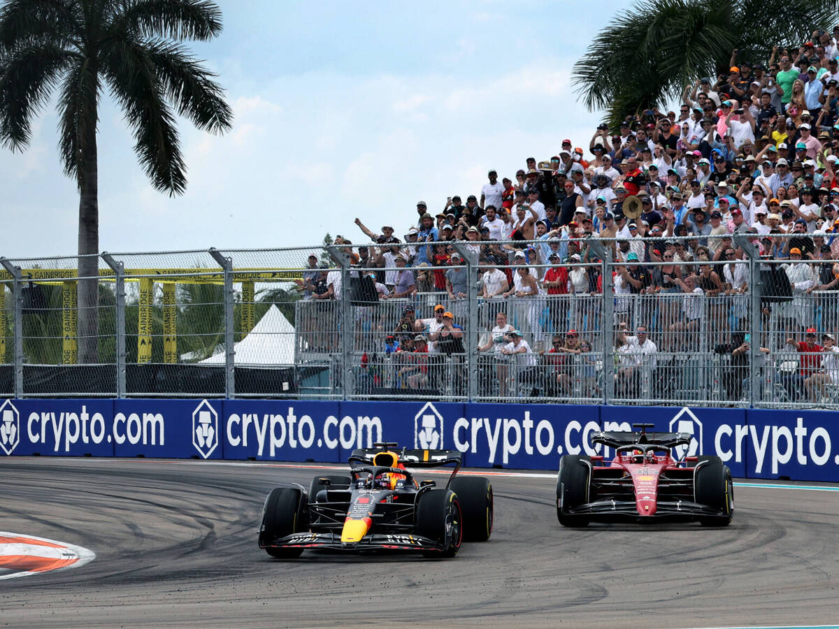 Foto zur News: Mattia Binotto deutet an: Red Bull nun mit dem besseren Auto als Ferrari?