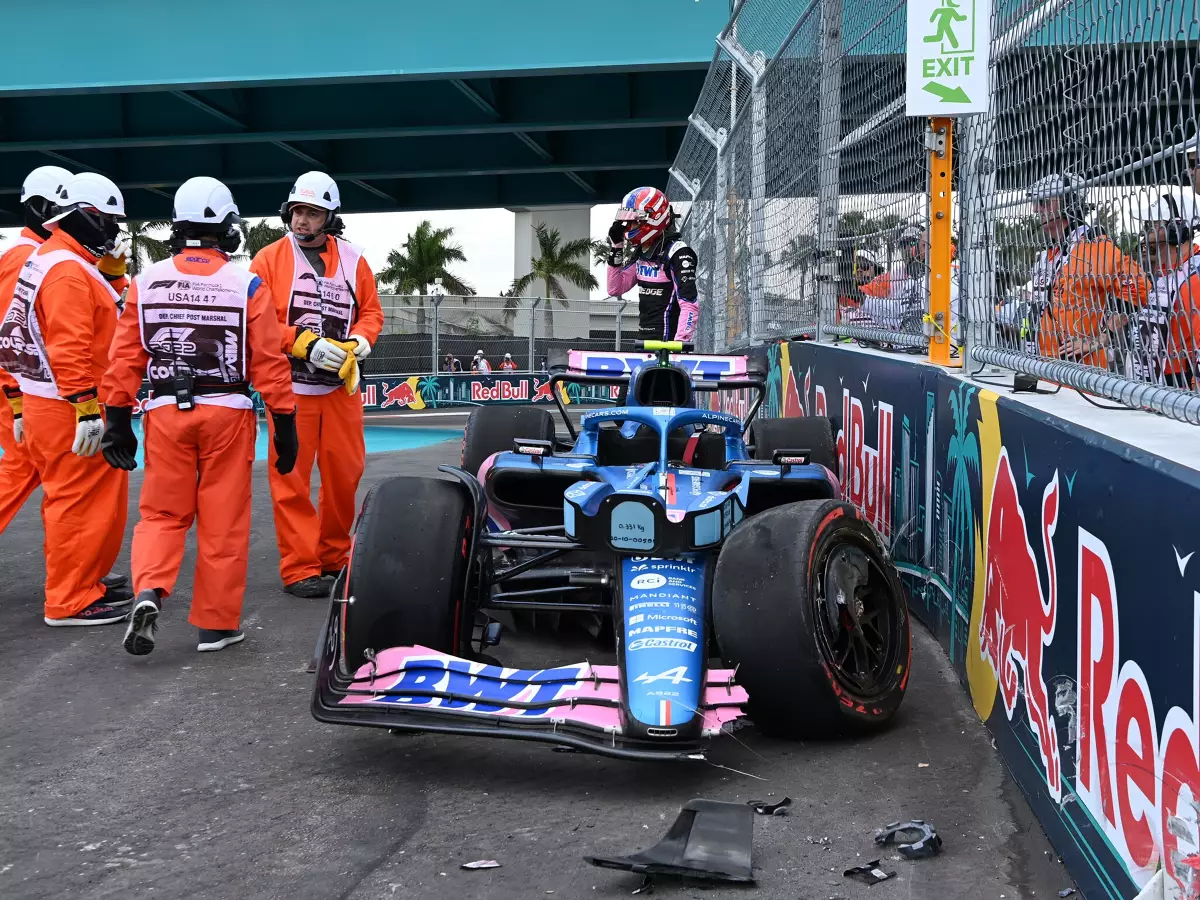 Esteban Ocon Foto zur News: Norris nach Unfällen in Kurve 13 sauer: "Man muss uns einfach zuhören"