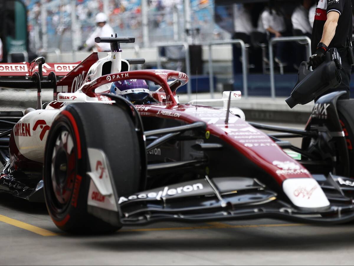 Foto zur News: Marc Surer analysiert Alfa Romeo: "Kimi war müde"