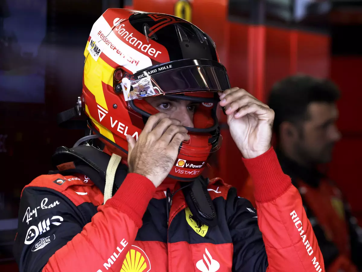 Carlos Sainz Foto zur News: Emerson Fittipaldi: Leclerc hält Druck besser aus als Sainz