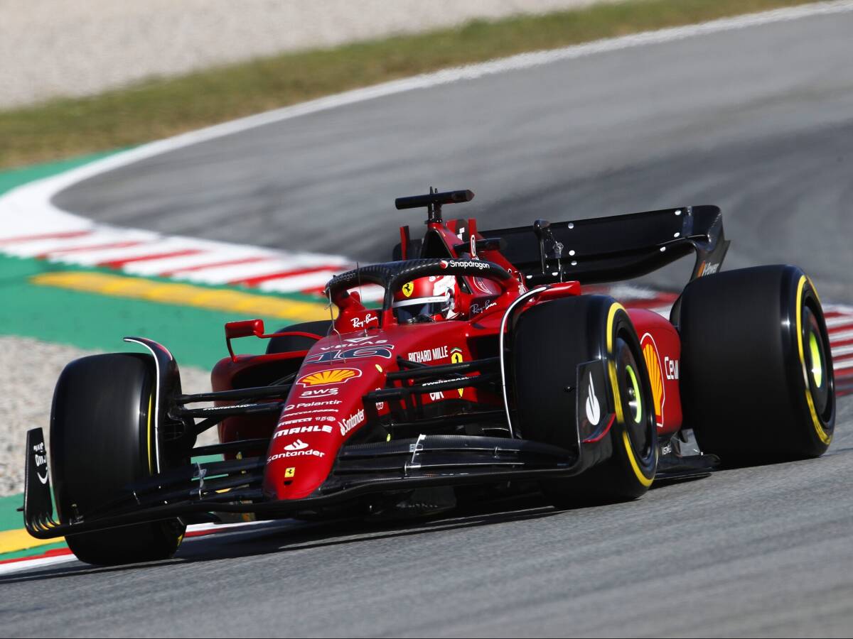 Foto zur News: F1-Training Barcelona: Mercedes-Duo ist Leclerc auf den Fersen!