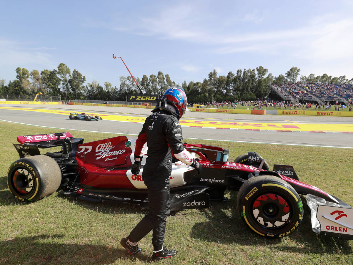 Foto zur News: Freitags-Albtraum geht weiter: Bottas verliert Ferrari-Motor nach FT2-Problem