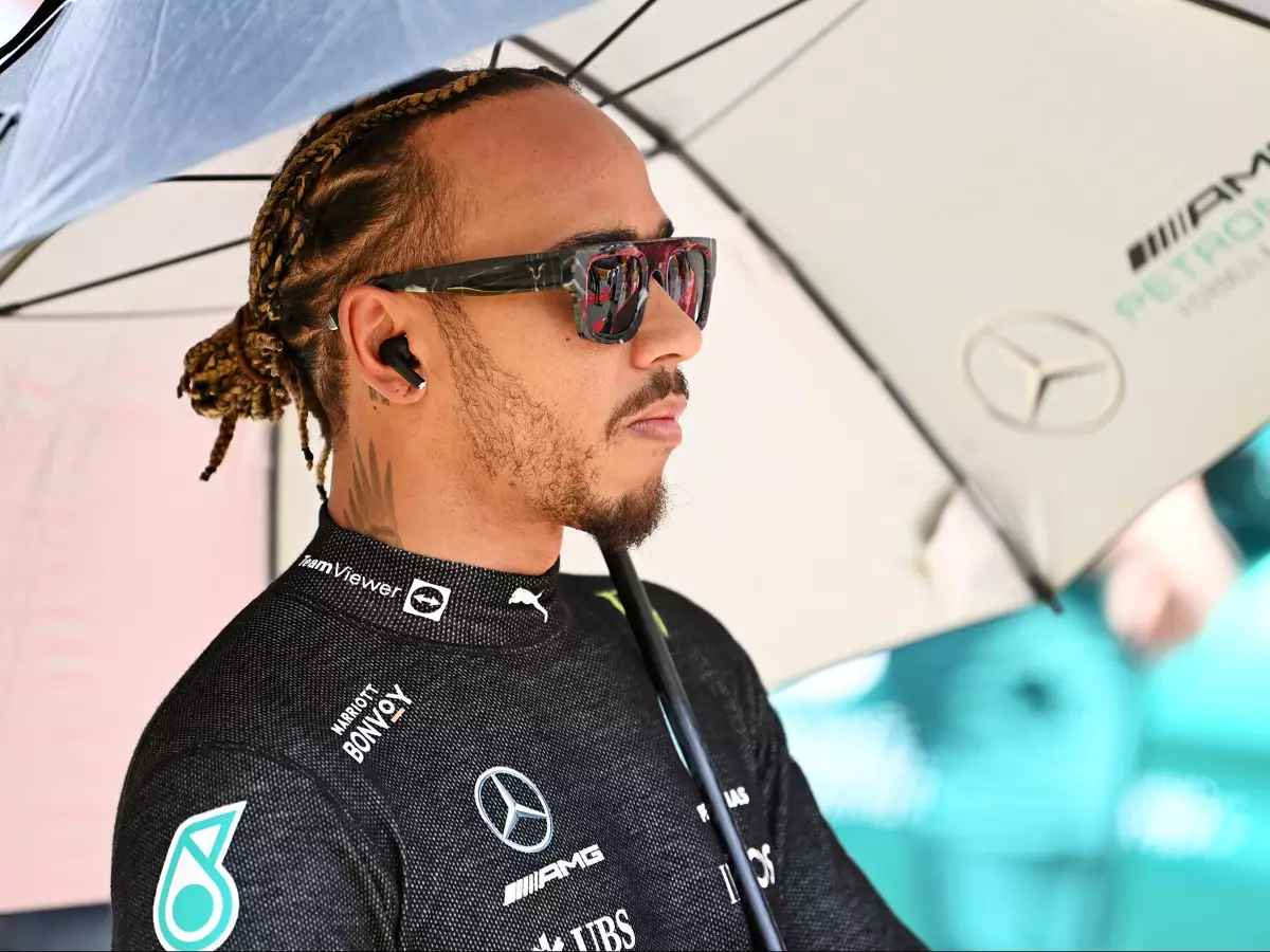 Foto zur News: Wer letzte Nacht am schlechtesten geschlafen hat: Lewis Hamilton