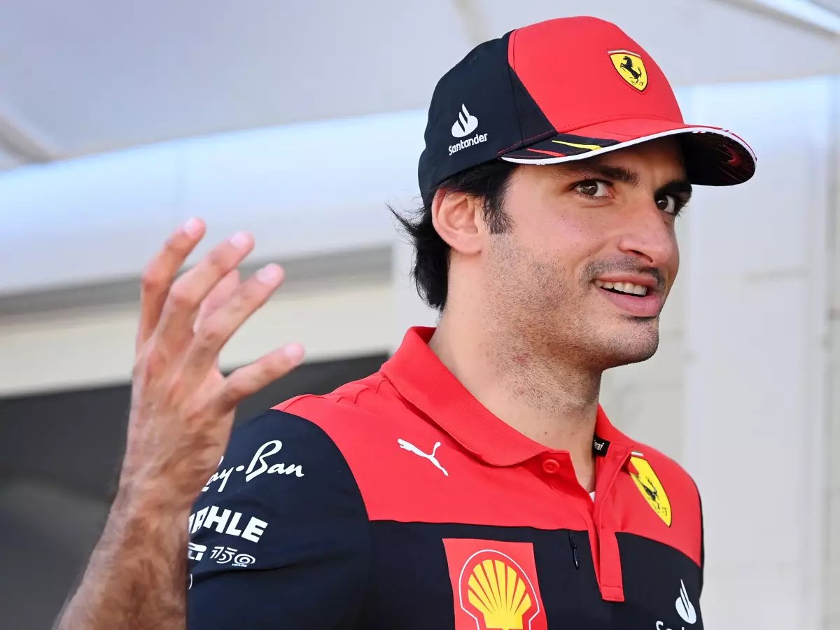 Foto zur News: Nach erstem Versuch auf Pole: Sainz in Baku am Ende Vierter