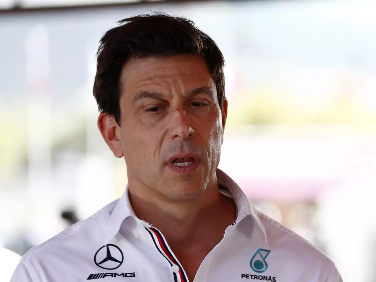 Foto zur News: Toto Wolff: "Eine Schwalbe macht noch keinen Sommer"