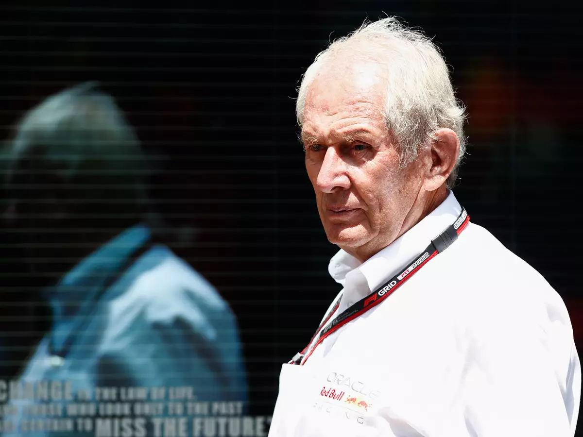 Red-Bull-Motorsportkonsulent Helmut Marko Foto zur News: Helmut Marko wundert sich: Wie konnte Mercedes so schnell reagieren?