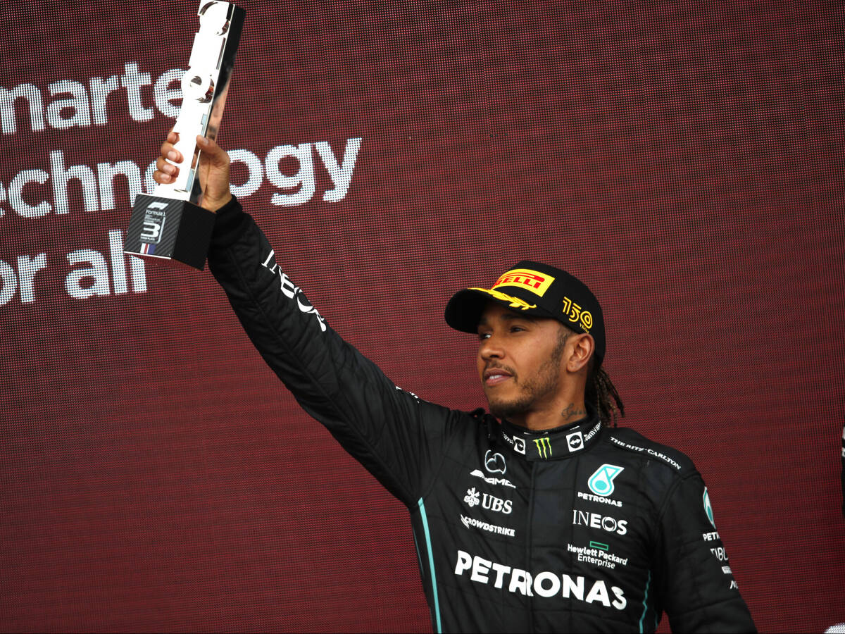 Foto zur News: Toto Wolff über Silverstone-Podium: Lewis Hamilton "in einer eigenen Liga"