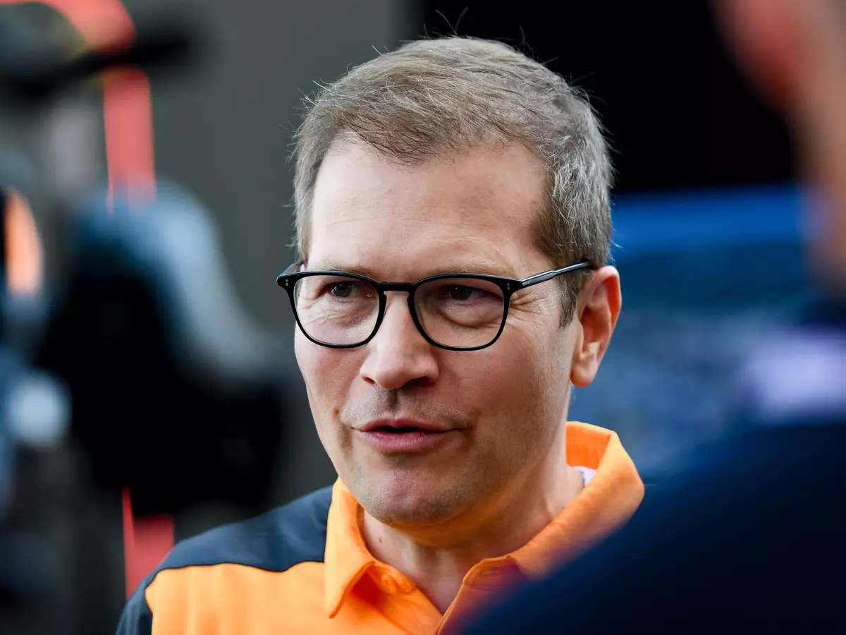 Andreas Seidl, Lando Norris, Daniel Ricciardo Foto zur News: McLaren sieht ein noch offenes Problem mit den F1-Regeln 2022
