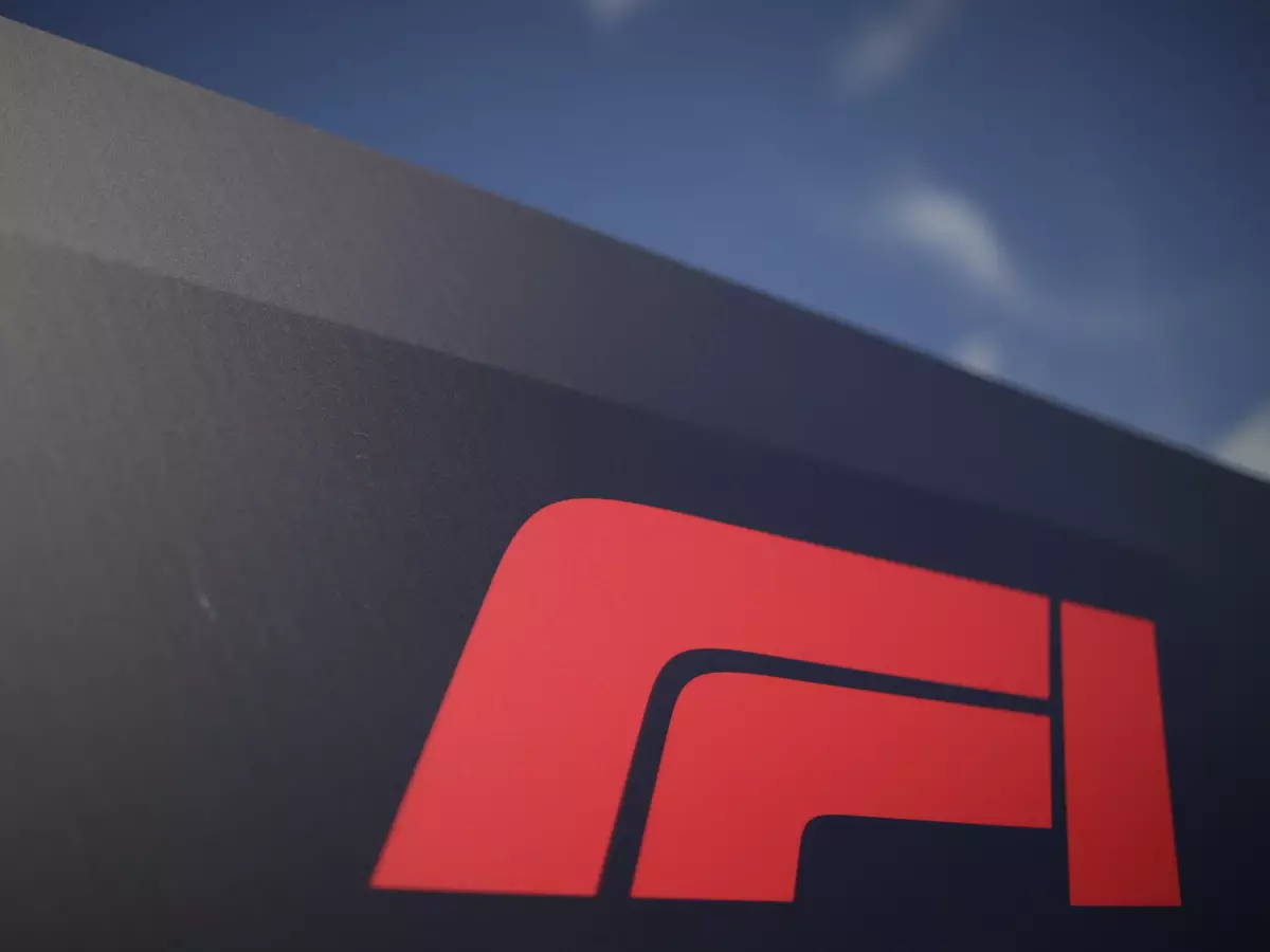 Formel 1 Logo Foto zur News: Motorsport erleben: Formel 1 kündigt interaktive Wanderausstellung an