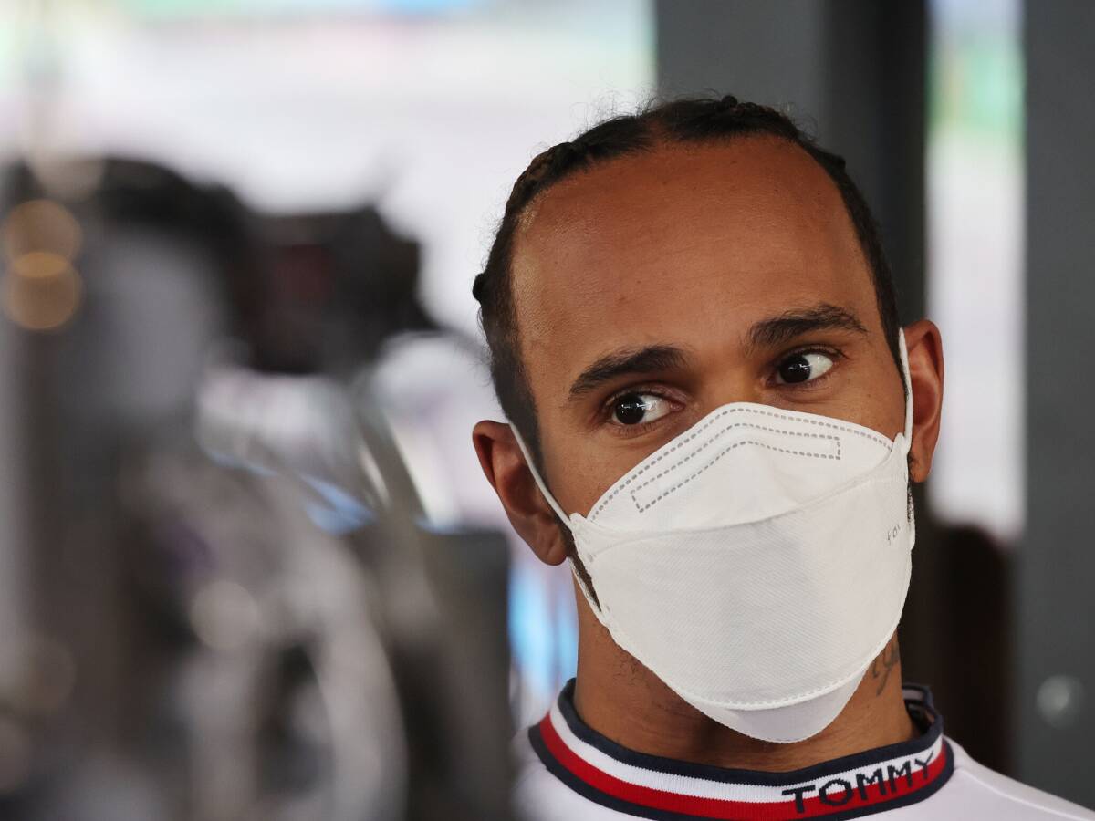 Foto zur News: "Inakzeptabel": Lewis Hamilton kritisiert "We Race as One"-Kampagne der F1