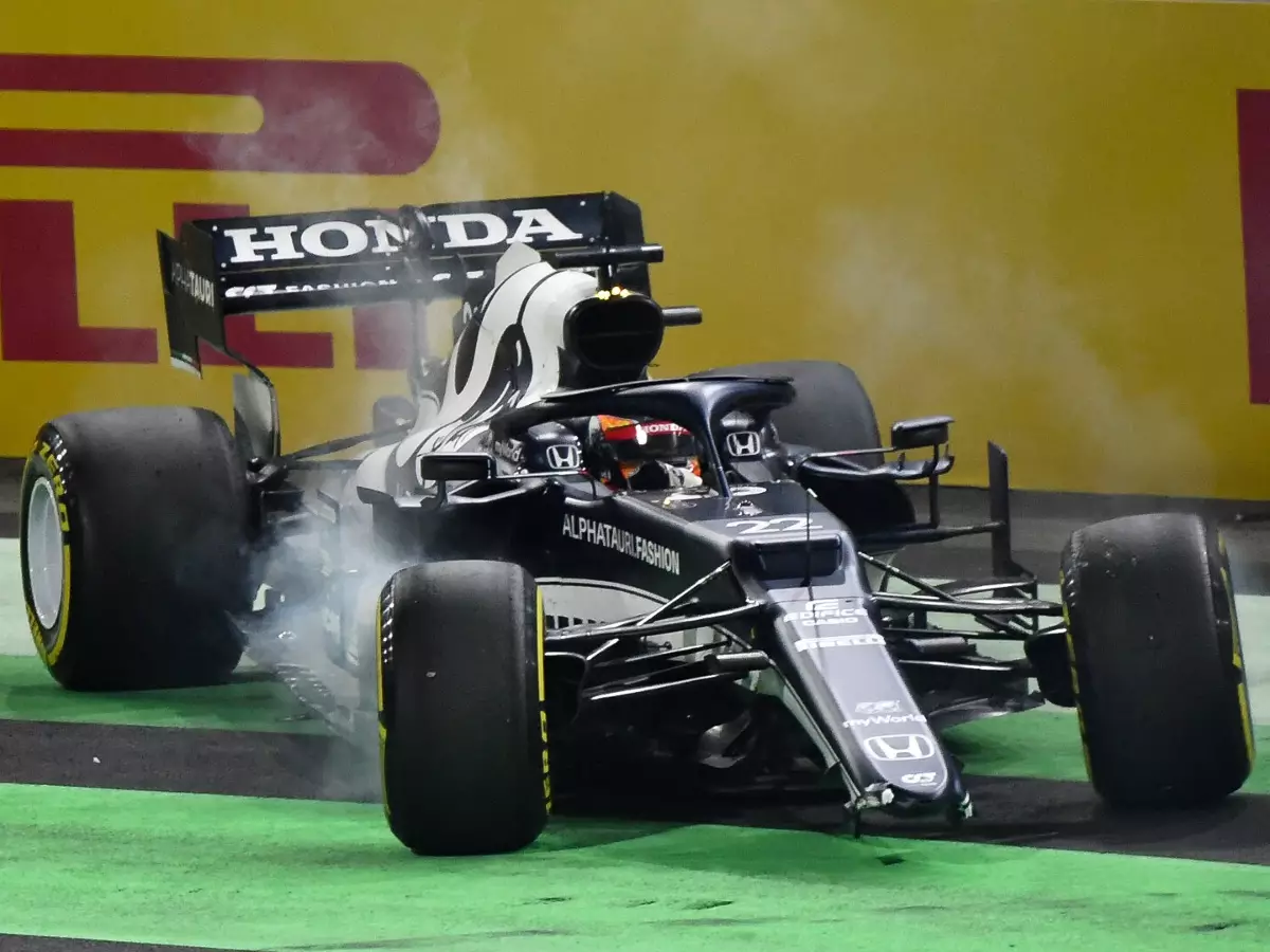 Yuki Tsunoda (AlphaTauri) bei der Formel 1 2022 in Saudi-Arabien Foto zur News: Franz Tost über Tsunoda-Zukunft: "Wenn er keine gute Performance zeigt ..."
