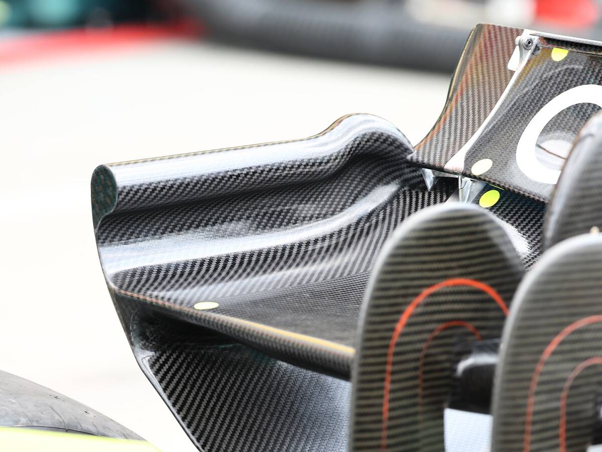 Foto zur News: Aston-Martin-Heckflügel: Formel-1-Gegner planen schon Kopie