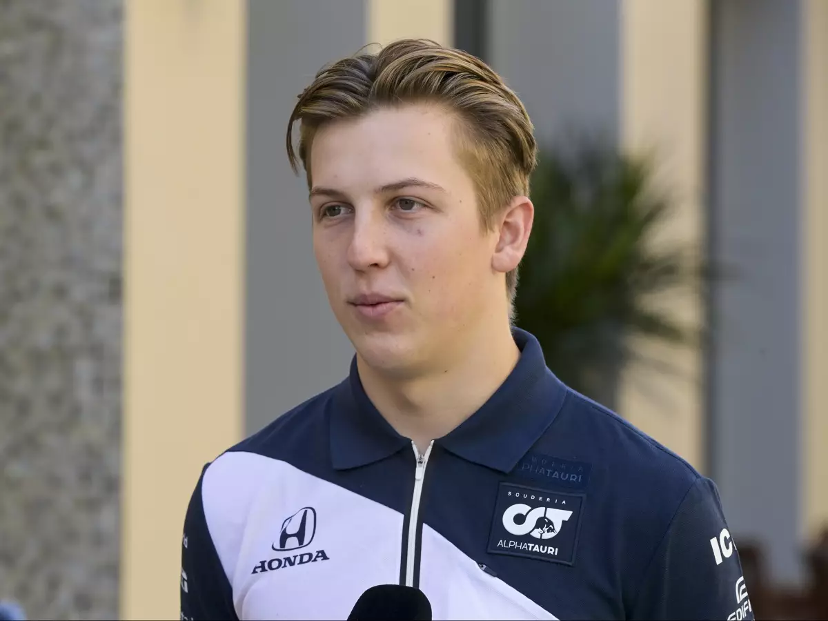Liam Lawson Foto zur News: Liam Lawson und Oscar Piastri vor Formel-1-Trainingsdebüt in Belgien