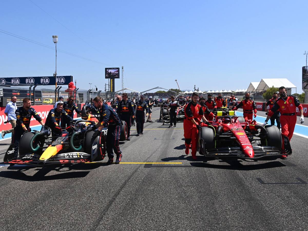 Foto zur News: Max Verstappen über Ferrari: "Fehler macht niemand mit Absicht"
