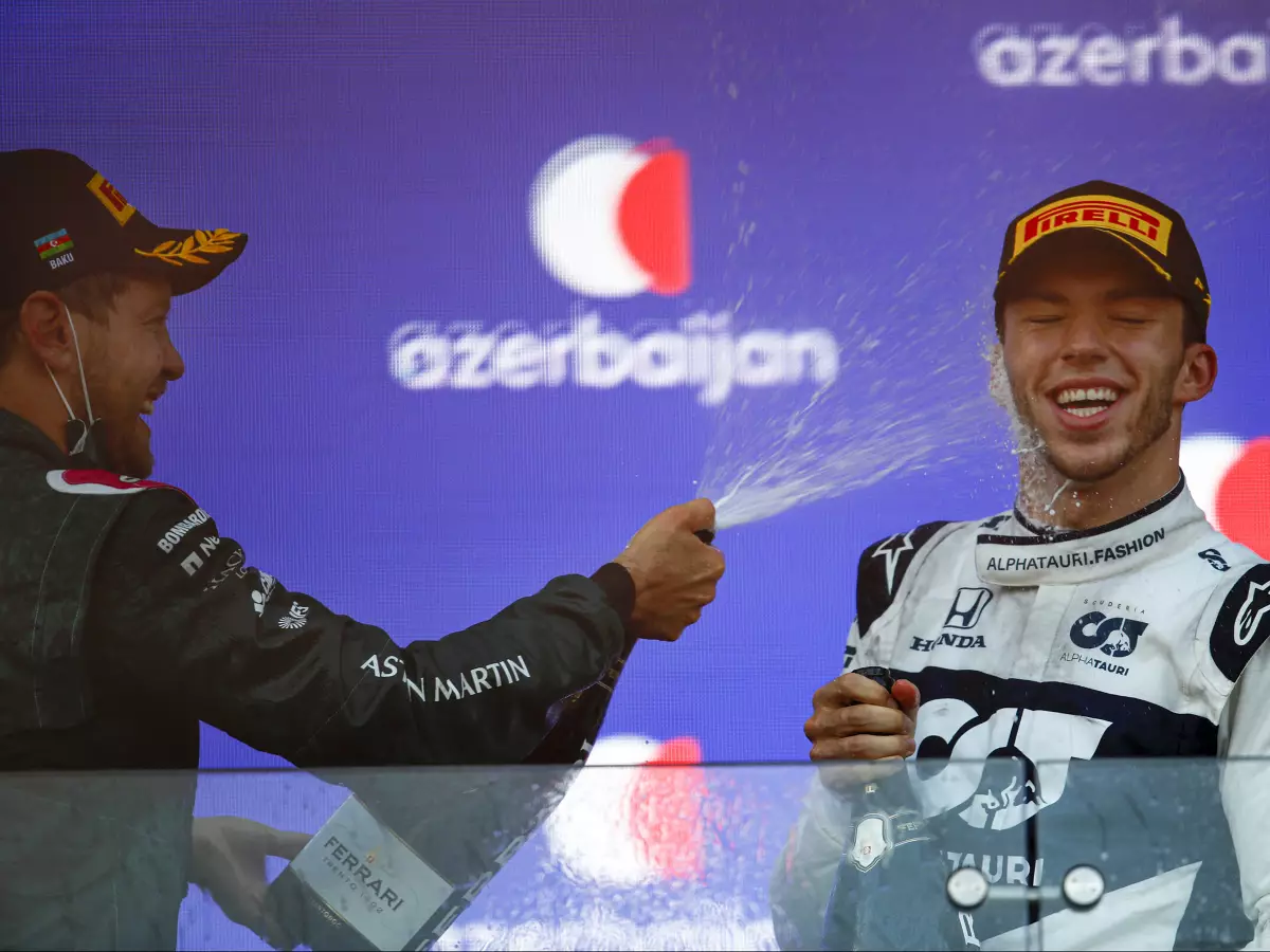 Sebastian Vettel, Pierre Gasly Foto zur News: Pierre Gasly über sein 90-minütiges Telefonat mit Sebastian Vettel